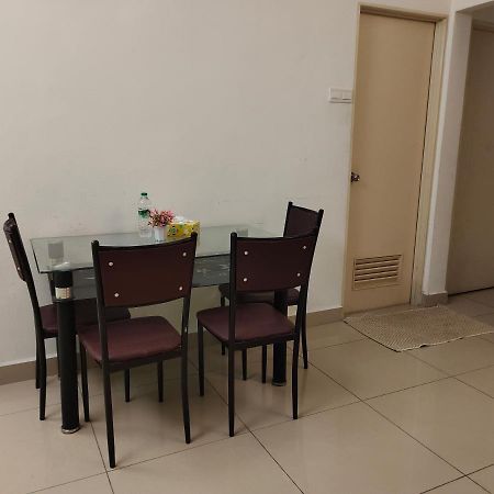 2 Rooms Homestay Deviana Wakaf Che Yeh Kota Bharu Extérieur photo
