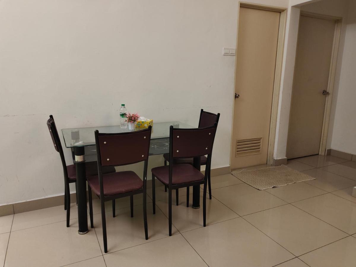 2 Rooms Homestay Deviana Wakaf Che Yeh Kota Bharu Extérieur photo